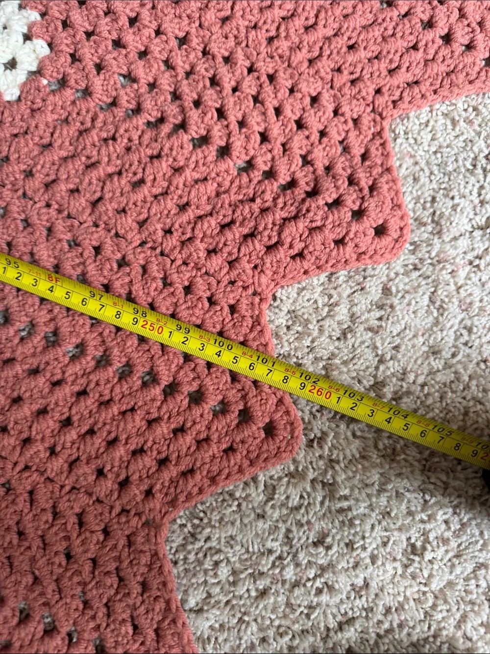 Huge-Vintage-70s handmade crochet throw blanket-bedspread-chevron stripe-Queen